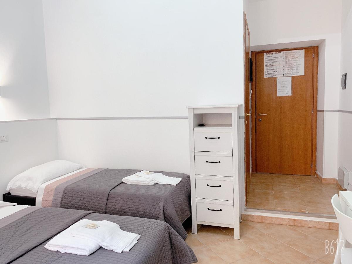 Hotel Golden Ratio Roma Esterno foto